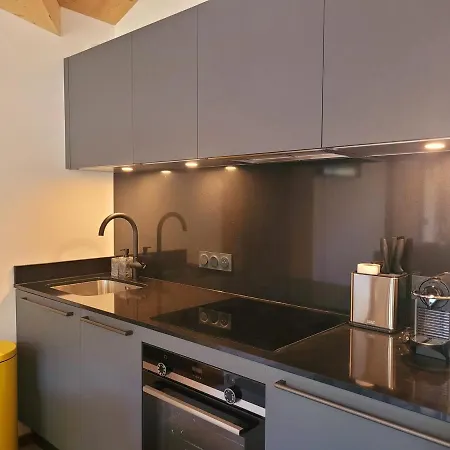 3★ Pour 4 Avec Balcon, Proche Centre Et Pistes, - Fr-1-598-152
